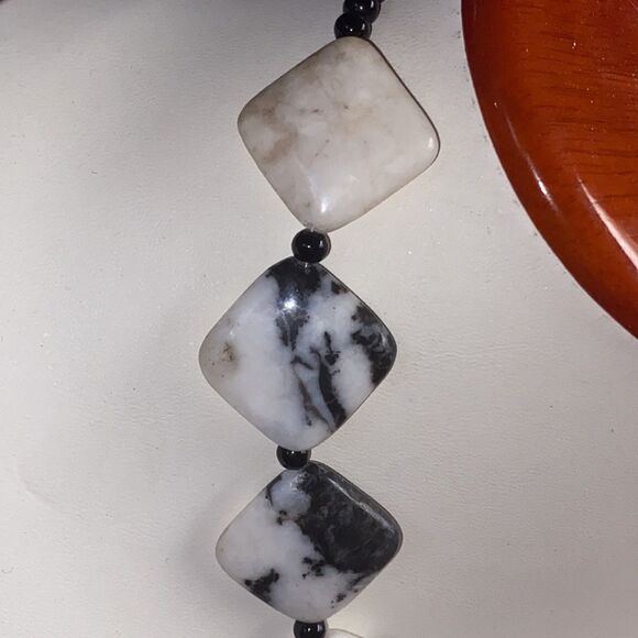 Zebra Jasper Stone & Onyx Necklace - Picture 5 of 9